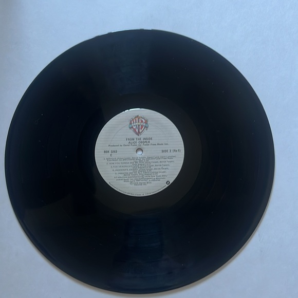 Alice cooper -from the inside - vintage vinyl record condition is VG - Picture 3 of 7
